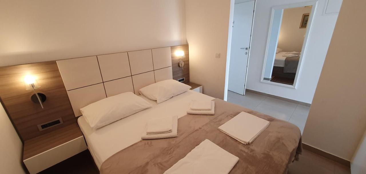 Apartments Lofiel ノヴァリャ エクステリア 写真