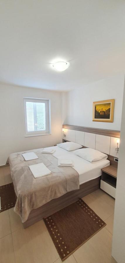 Apartments Lofiel ノヴァリャ エクステリア 写真