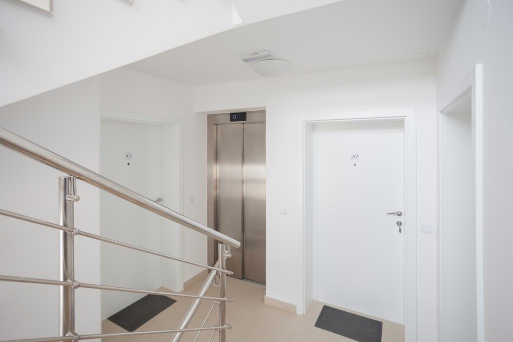 Apartments Lofiel ノヴァリャ 部屋 写真