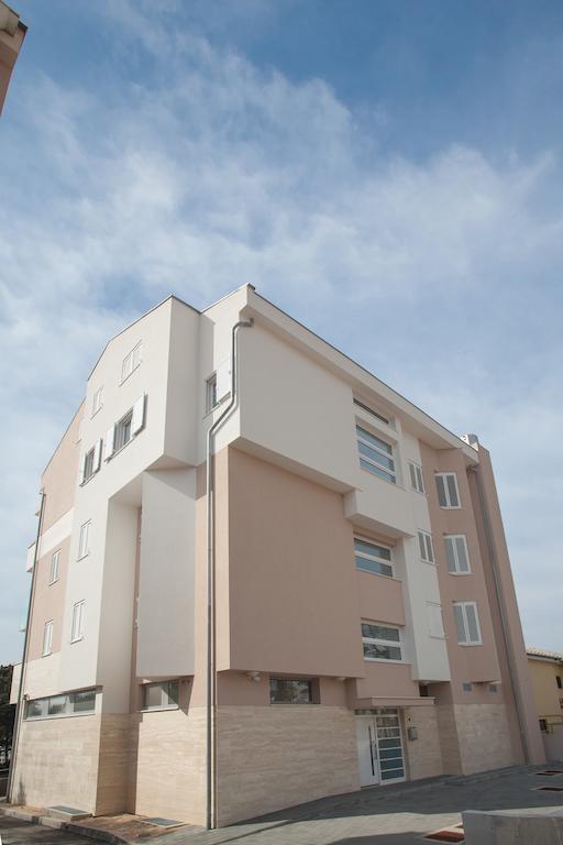 Apartments Lofiel ノヴァリャ エクステリア 写真